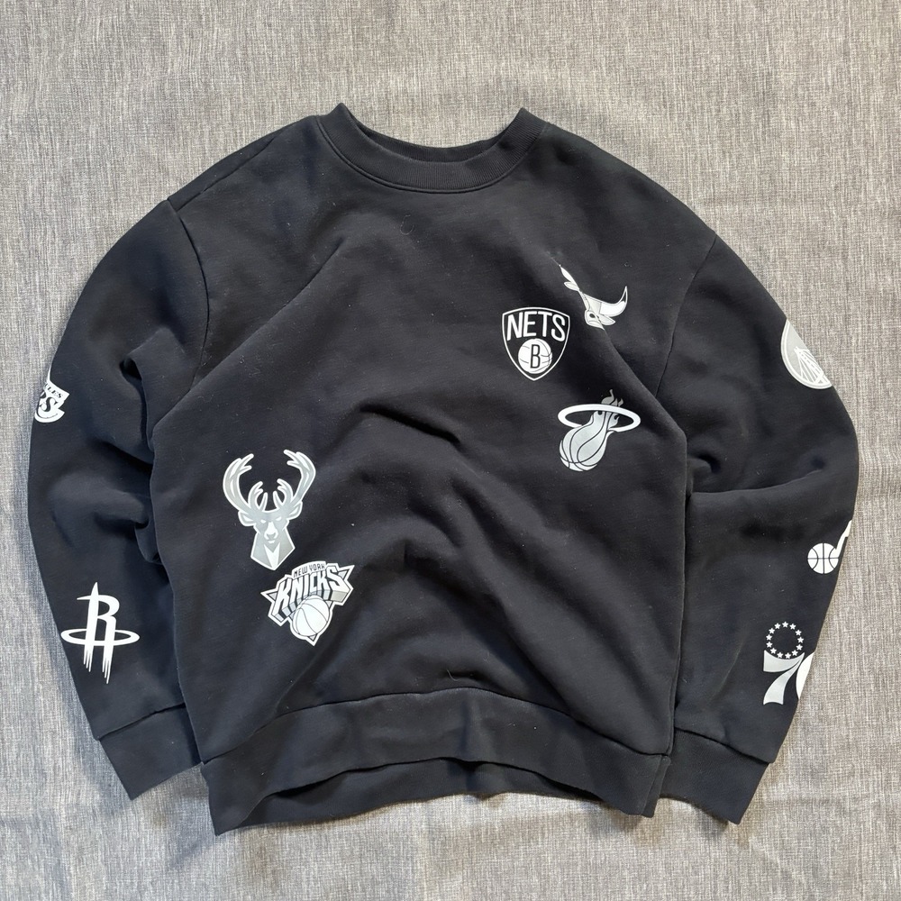 Black Hollister Co. NBA crewneck sweatshirt - M